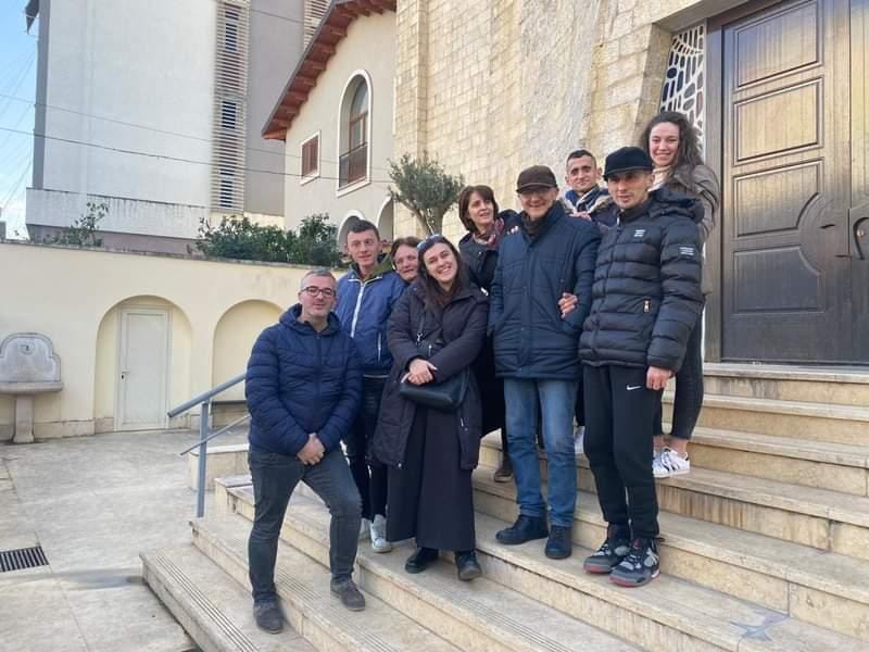 La comunità Casa della Pace si è incontrata alla parrocchia di Sant'Antonio di Tirana