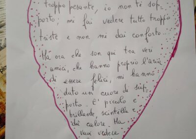 Disegno di un cuore con scritte